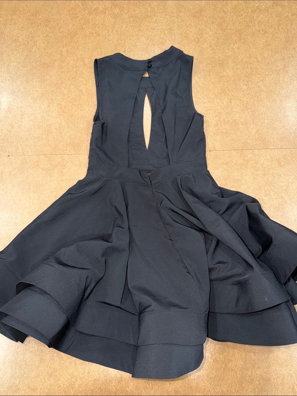 Luxxel Black Sleeveless Fit-&-Flare Mini Cocktail Dress w/ Keyhole Horsehair Hem - Picture 8 of 10